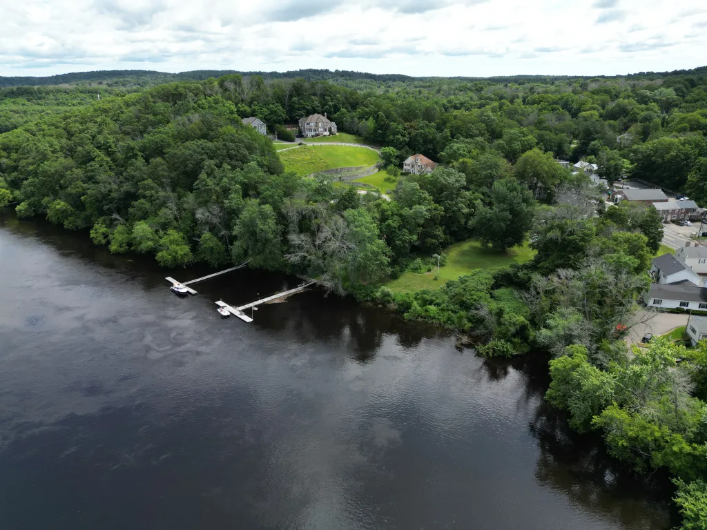 Groveland Massachusetts along the Merrimack River