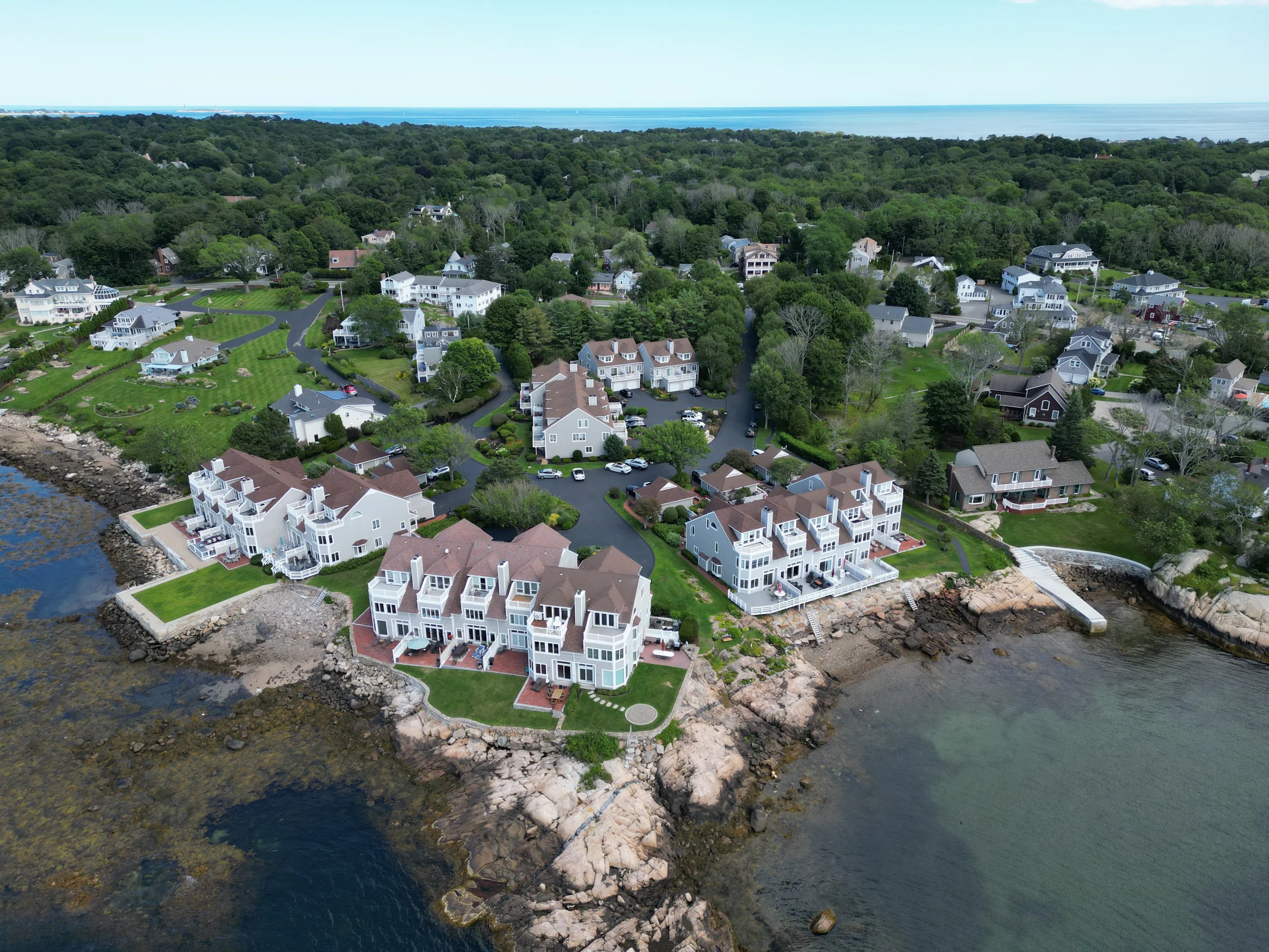 Hawthorne Point