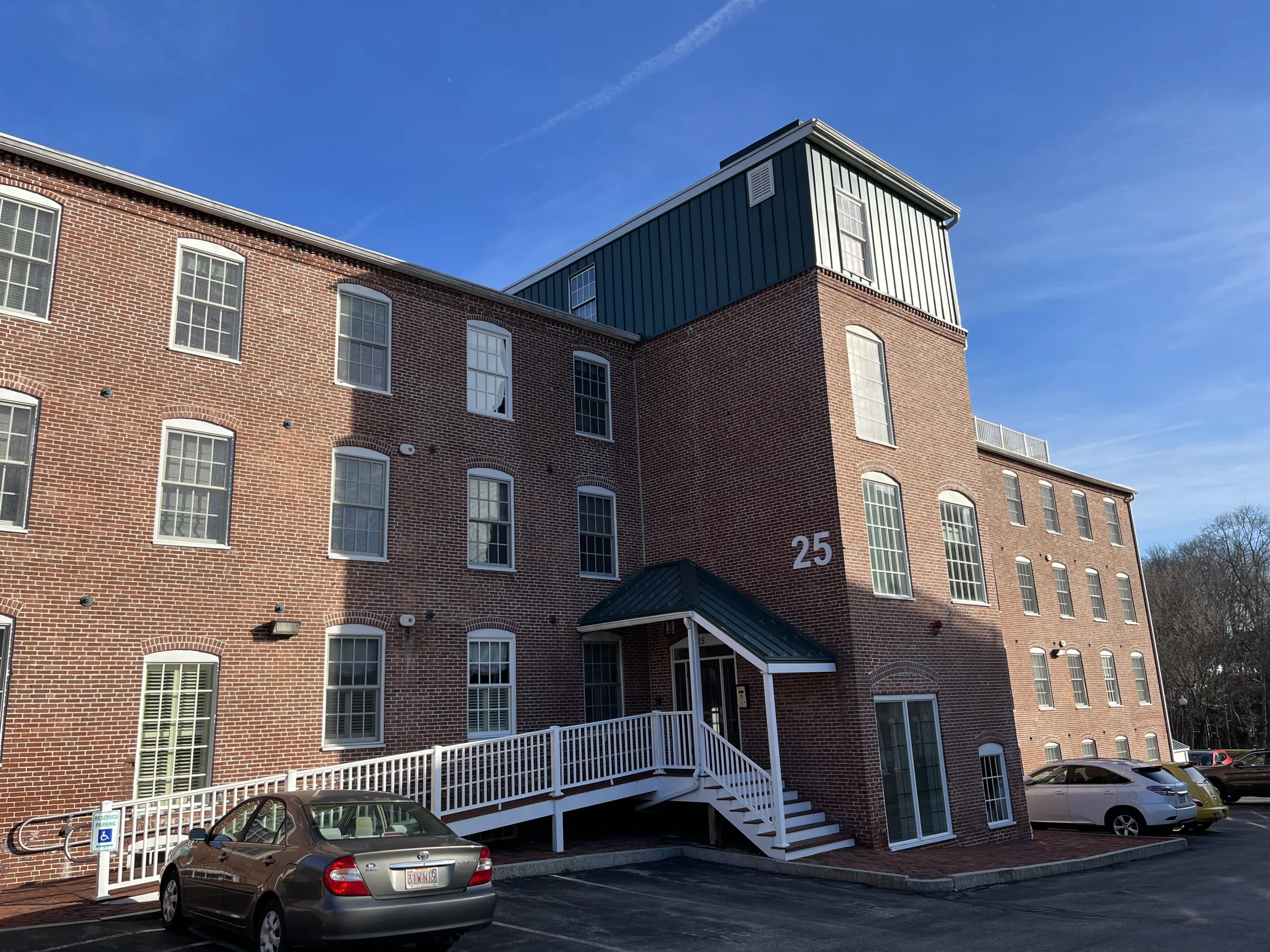 Lofts at Clark’s Pond