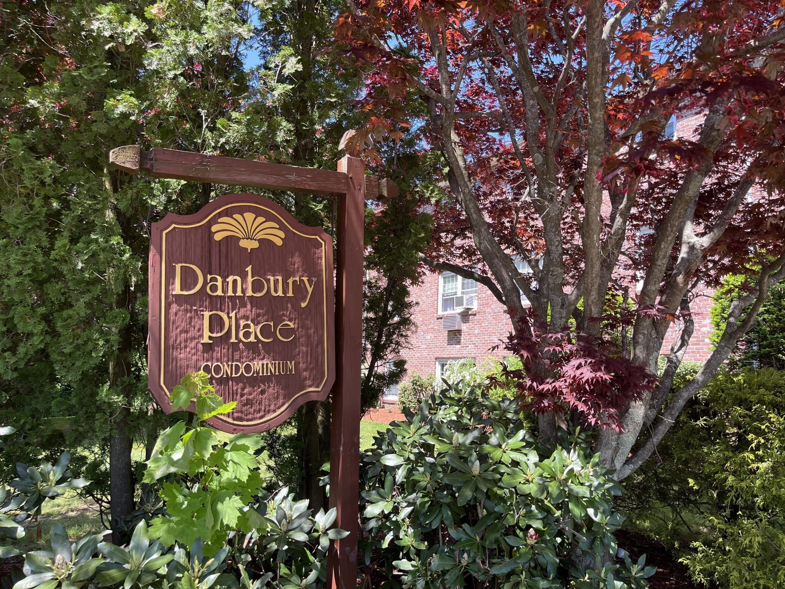 Danbury Place Condos, Methuen