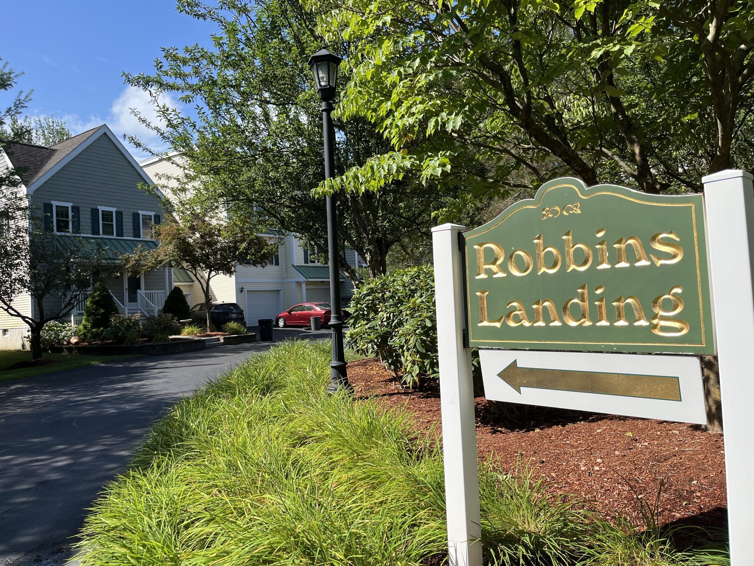 Robbins Landing, Danvers interior