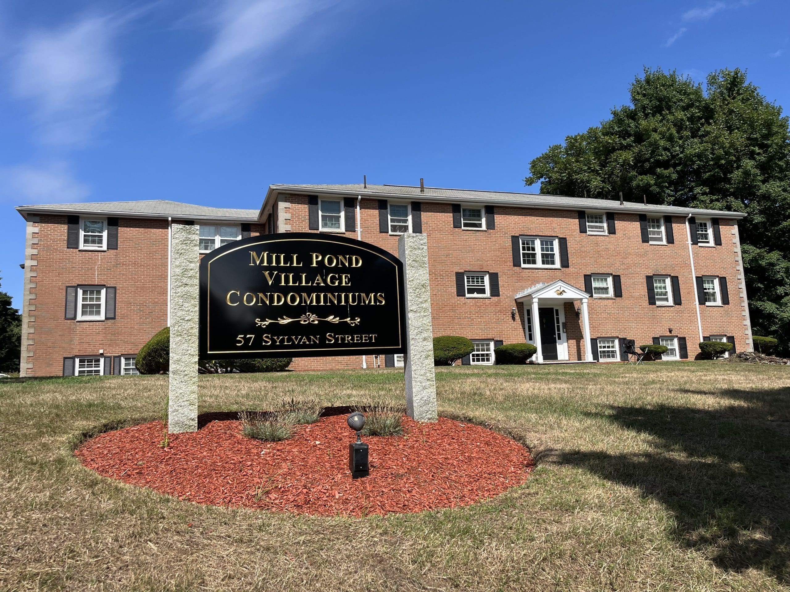 Mill Pond Village, Danvers