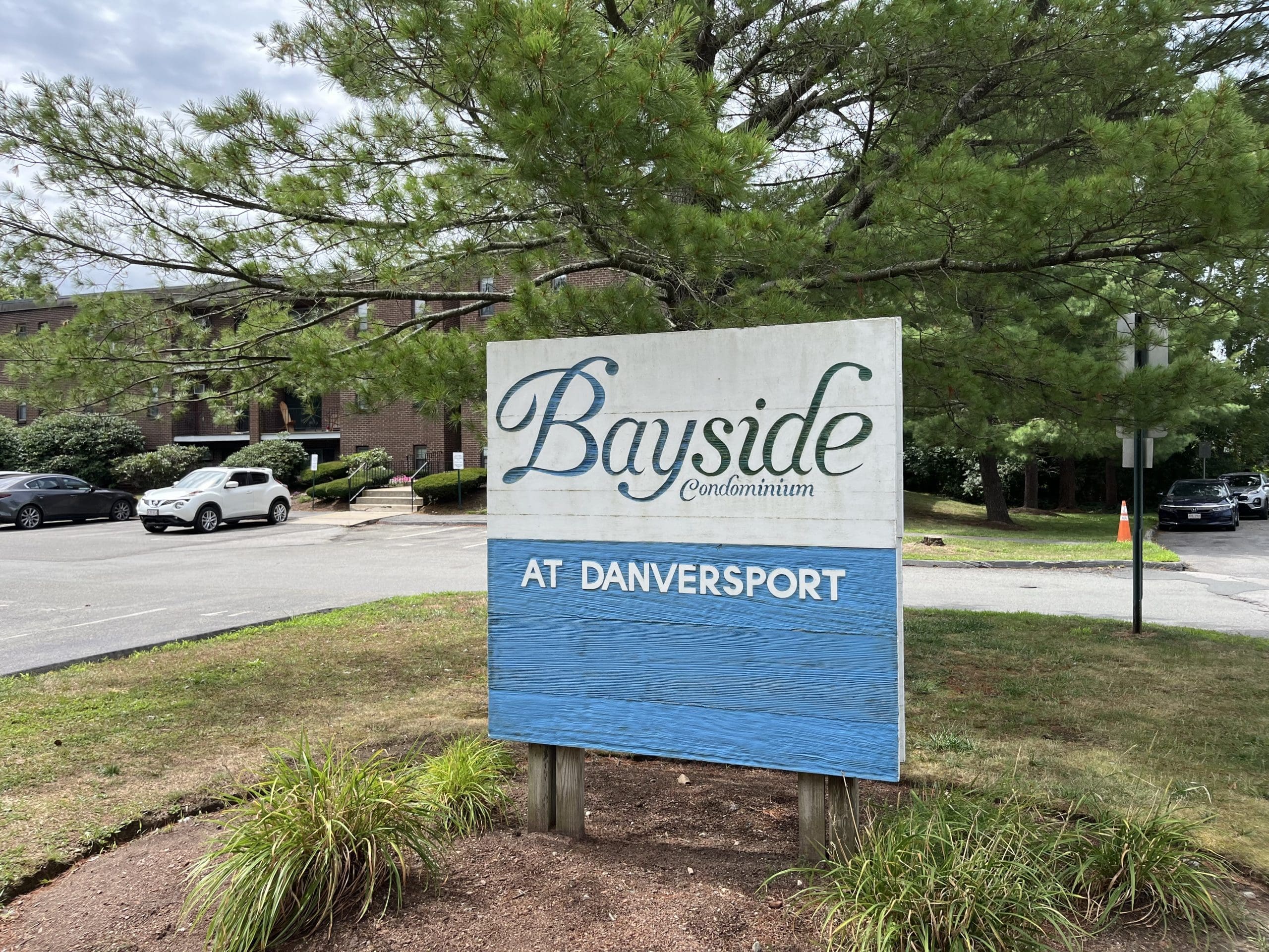 Bayside Condominium, Danvers